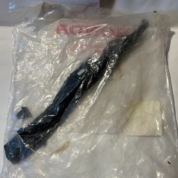 Honda Genuine Parts 71191-S9V-A00 New in Original Packaging - Picture 2 of 3